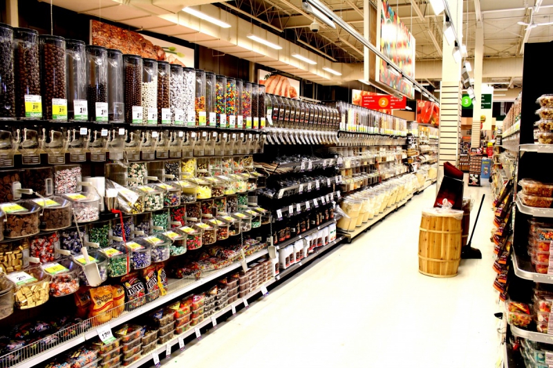 vente-ST PIERRE-min_retail_grocery_supermarket_store_food_shopping_market_shop-613228